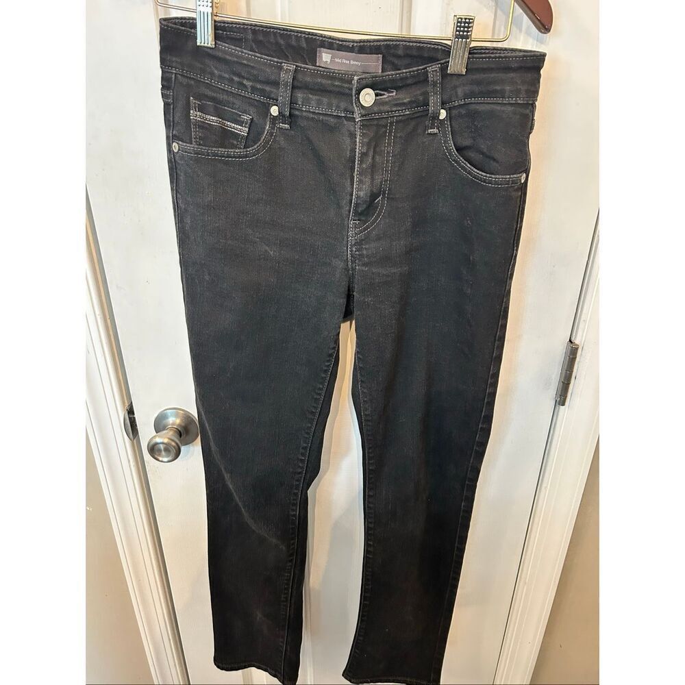 Levi’s black skinny mid rise pants size 6M stylish black jeans
